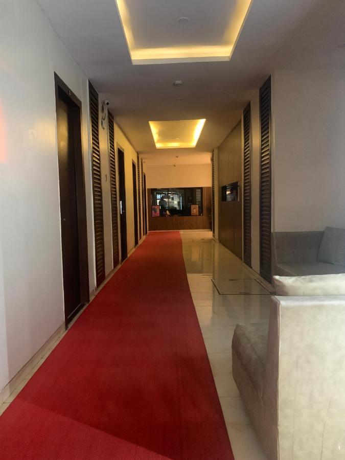 Hotel Merakee - Near Dahisar Mira Road Mumbai Exteriér fotografie