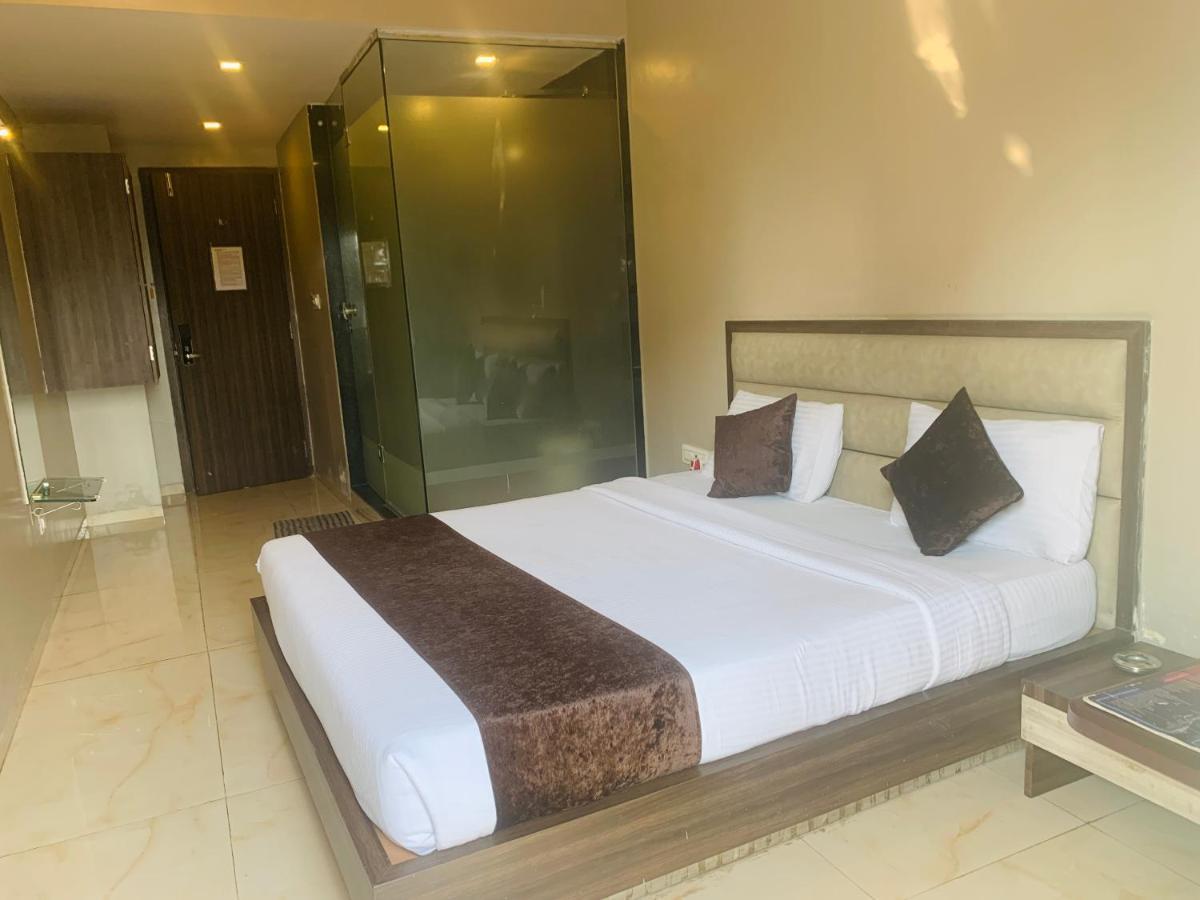 Hotel Merakee - Near Dahisar Mira Road Mumbai Exteriér fotografie